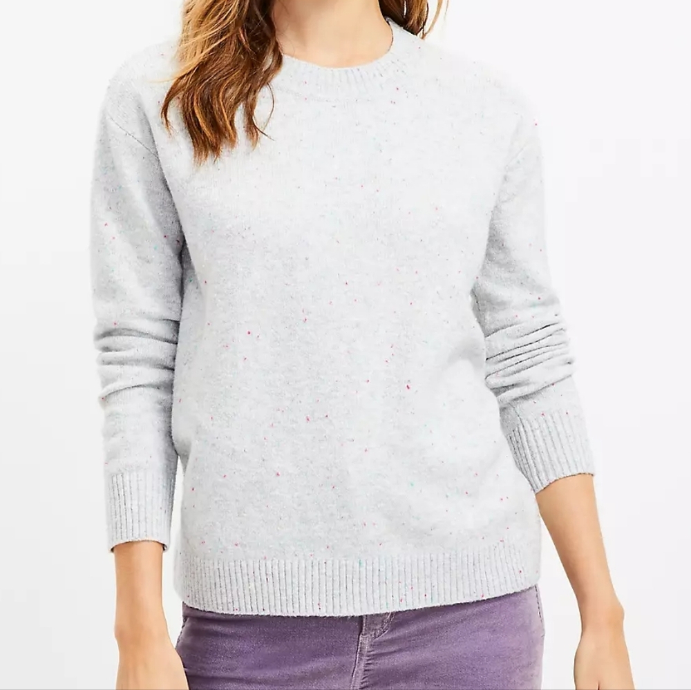 LOFT Light Gray Crew Neck Sweater - Picture 1 of 8